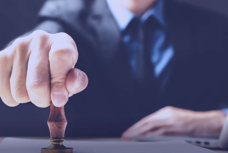 Важная оговорка про ответственность, пока человек за рубежом